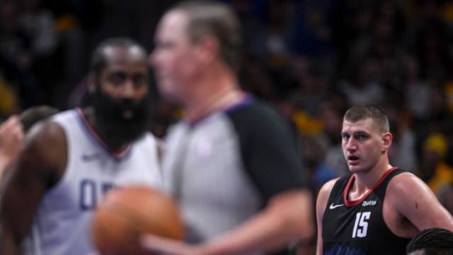 大乐透综合走势图-哈登0胜5负追平韦少耻辱纪录！约基奇痛揍快艇五小